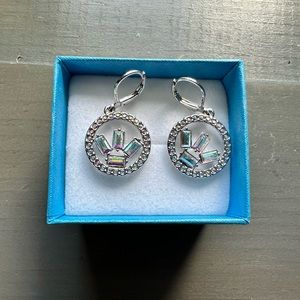 Touchstone Crystal necklace and earring set